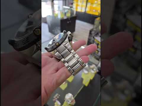 hqdefault_550199ac-f4f8-4f54-9df2-2250c5f7ee51.jpg