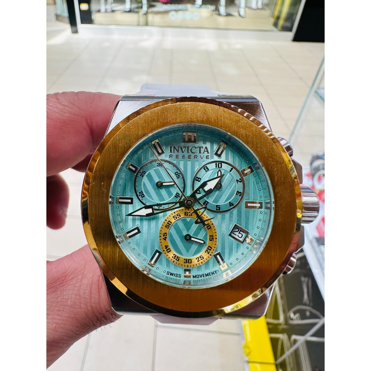 Invicta 30035 discount