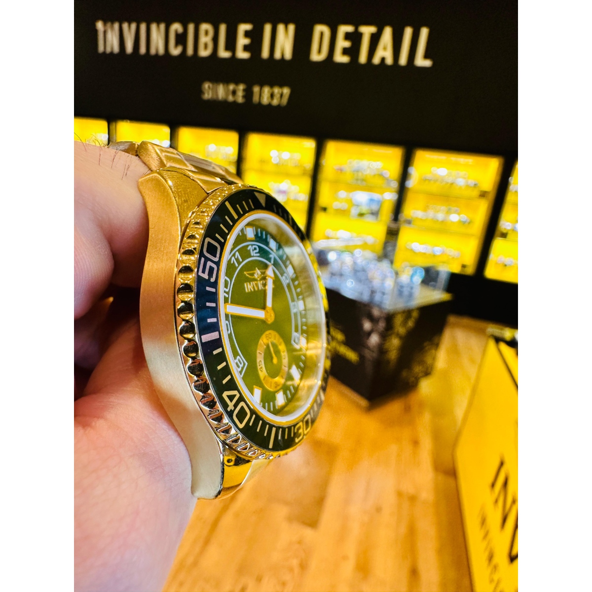 Invicta Pro Diver Men's Watch (Mod: 47132) | Invicta Watches